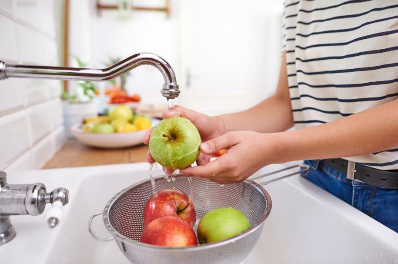 Máte doma přebytek letních jablek? Poradíme vám, jak je využít na více způsobů
