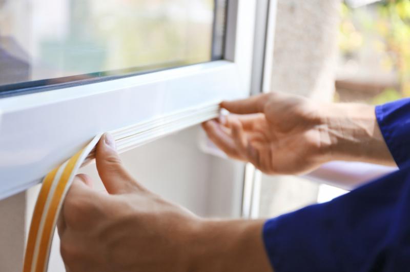 5 tipů, jak připravit domácnost na zimu a snížit účty za energie