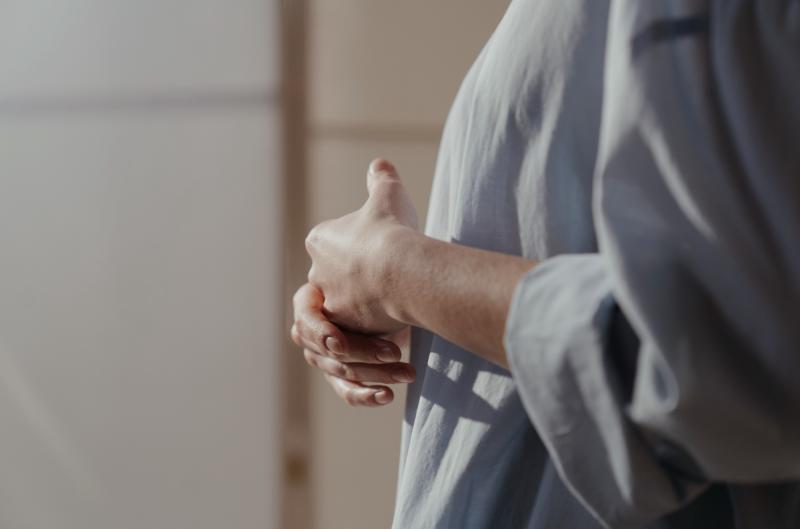 Proč nás nejistota tolik ničí? Tohle je psychologický důvod i řešení