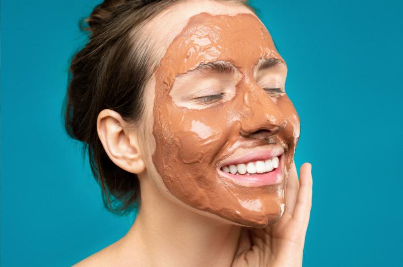 Skořice a med: Zázračná maska pro zářivou pleť už za 30 minut! Vyzkoušíte ji taky?