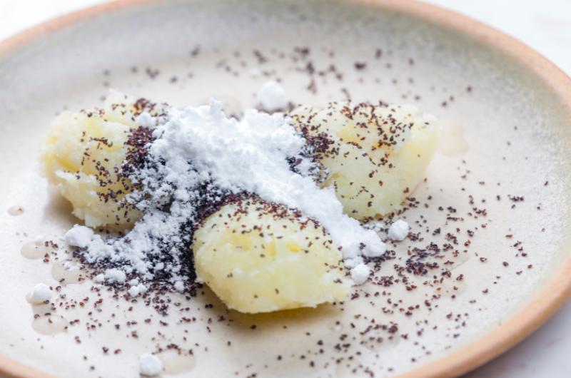 Bramborové šišky jako od babičky: S mákem i strouhankou chutnají celé rodině