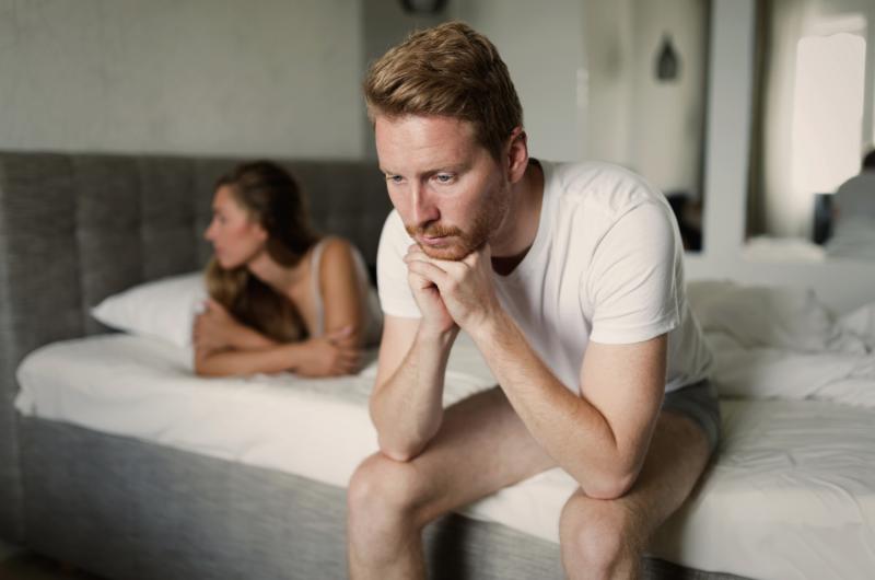 Muž se zamiloval do jiné ženy? Psychologové radí: Tento jediný krok vám může zachránit život
