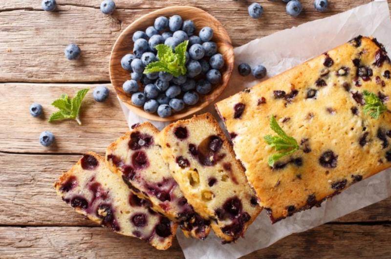 Borůvkový koláč jako od babičky: Nadýchaný, šťavnatý a hotový za pár minut