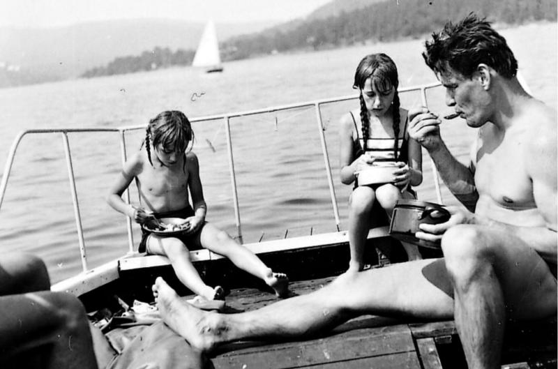 Dovolená pod stanem, guláš v zavařovačkách a strach z celníků: prázdniny za socíku