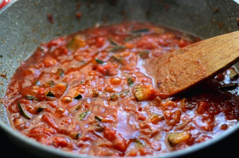Uncle Ben’s už kupovat nemusíte: Sladkokyselou omáčku si snadno připravíte doma