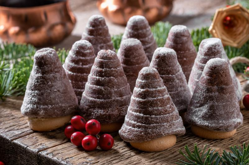 Nejjednodušší vosí hnízda: Vánoční cukroví, které zvládne každý