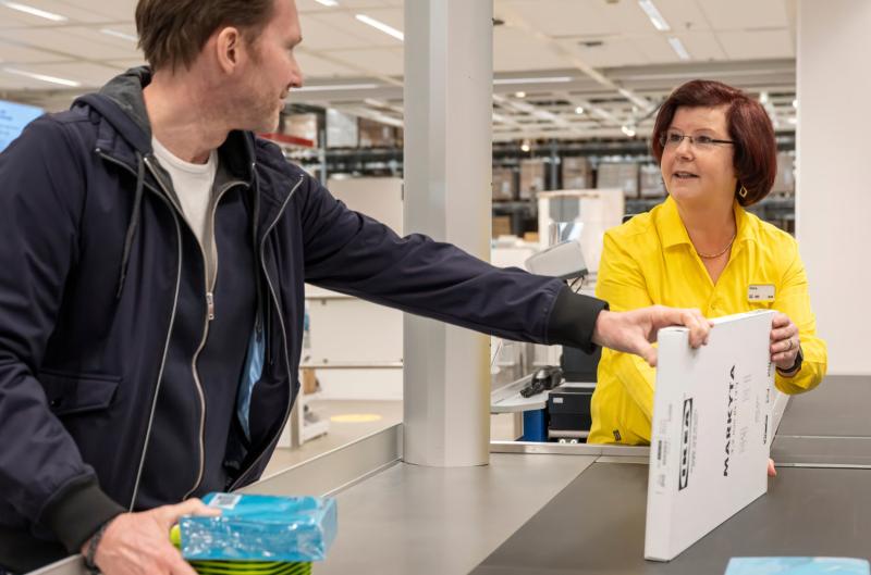 IKEA rozdá zboží zdarma. Výherci budou mít jen 10 minut na naplnění modré tašky