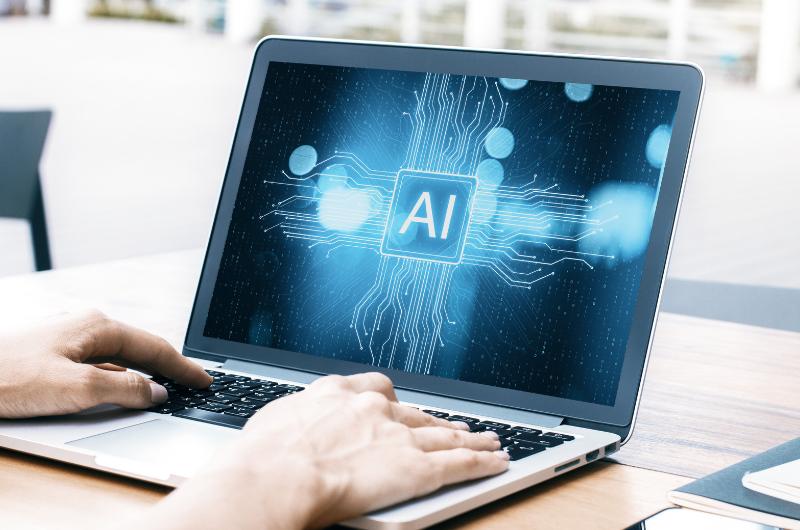 Myslíte, že AI text nejde poznat? Claude do něj nově schová stopu, kterou člověk neuvidí