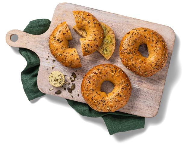 Veggie bagel se zeleninou