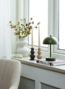 4) LAMPA NA BATERIE KENT