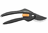 FISKARS ZAHRADNÍ NŮŽKY SINGLESTEP DVOUČEPELOVÉ „P26”