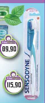 SENSODYNE kartáček Advanced Clean  