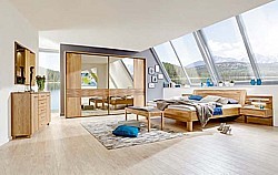 Ložnice - skříň s posuvnými dveřmi