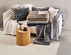 Série Zuzanno - kožešinová deka