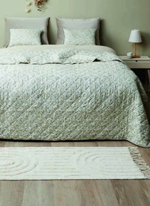 Bederní polštář LILJE a přehoz přes postel FRESIA