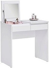 11: Toaletní stolek