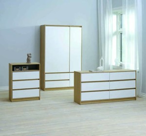 1) Komoda 3 zásuvky: