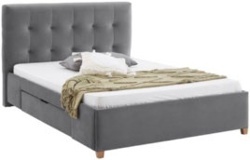 3: Čalouněná postel