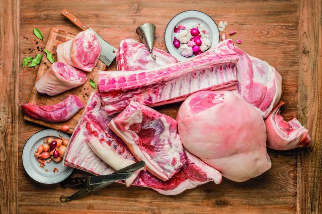 K-Mistři od fochu Vepřová půlka porcována na základní části