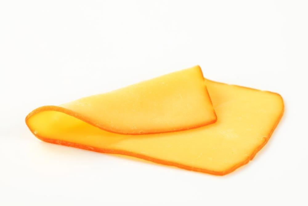 Madeta Jihočeský Eidam uzený 44 % t. v s., 1 kg